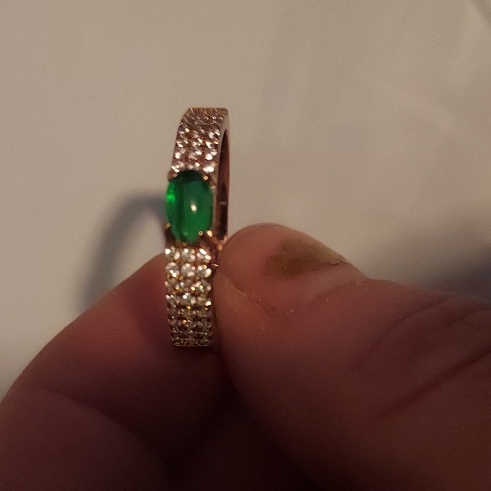 Green ring - Picture 3 of 4